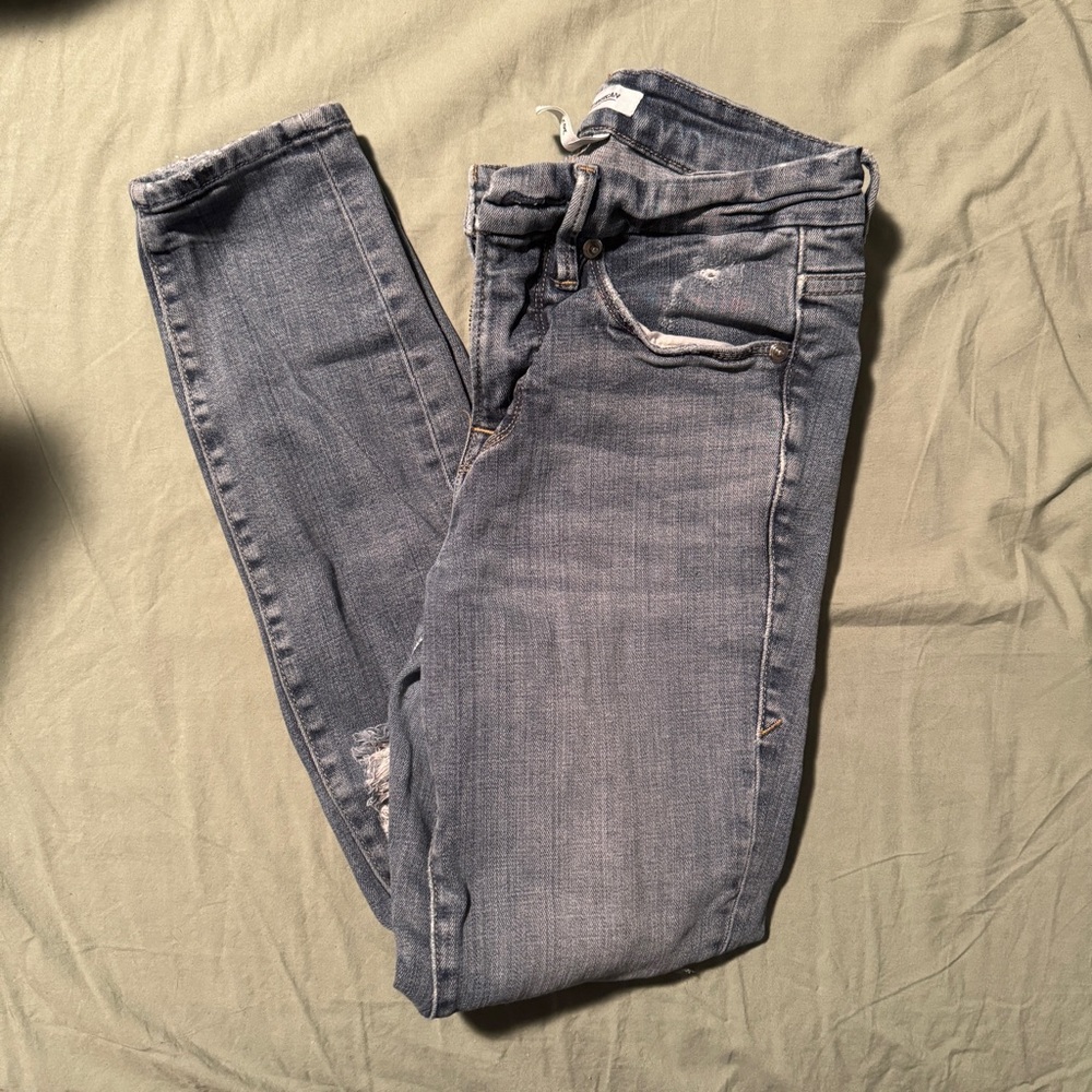 Good American Ripped Knee Jeans -Skinny